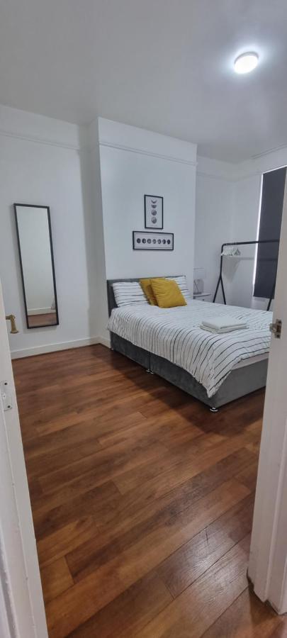 Cricklewood Broadway Guest Home Londýn Exteriér fotografie